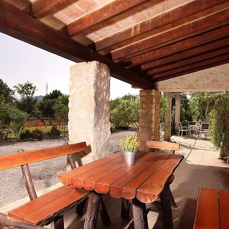 Сasa de vacaciones House In Fantastic Location In Countryside By Renthousing *