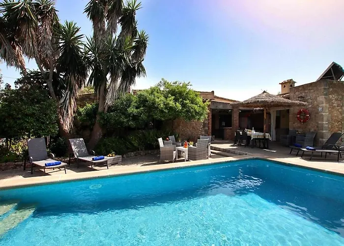 House In Fantastic Location In Countryside By Renthousing