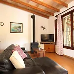 House In Fantastic Location In Countryside By Renthousing
