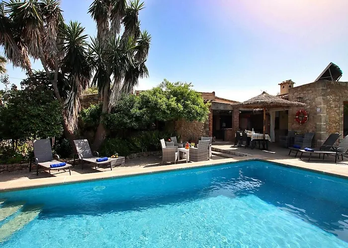 House In Fantastic Location In Countryside By Renthousing *